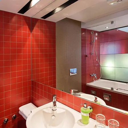 Ξενοδοχείο Donat 4*