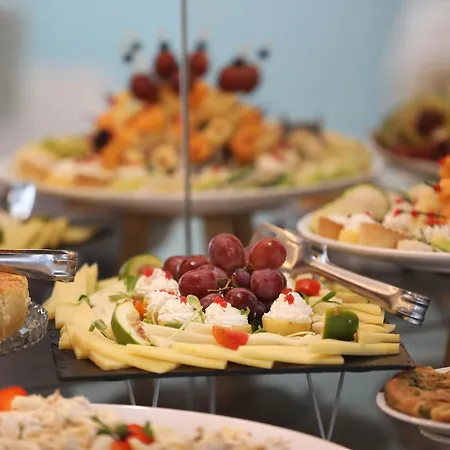 Ξενοδοχείο Donat 4*