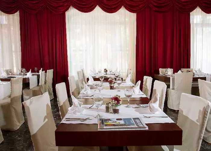 Donat 4* Sveti Filip i Jakov