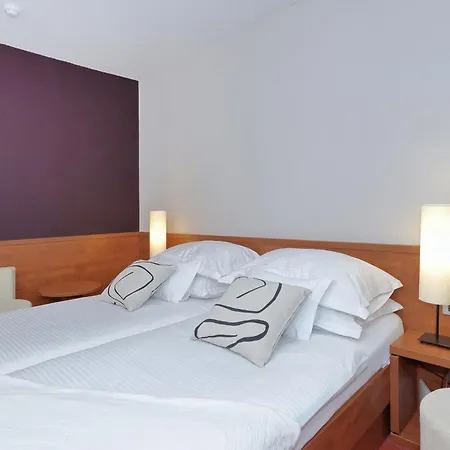 Donat Hotel 4*