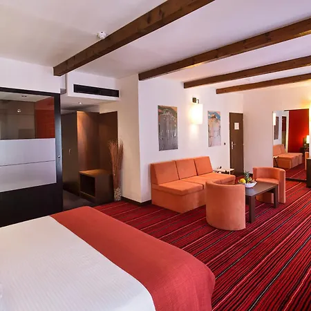 Donat 4* 스베티필립아이자코브