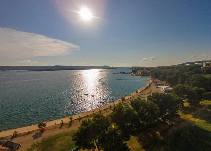 Donat 4* Sveti Filip i Jakov