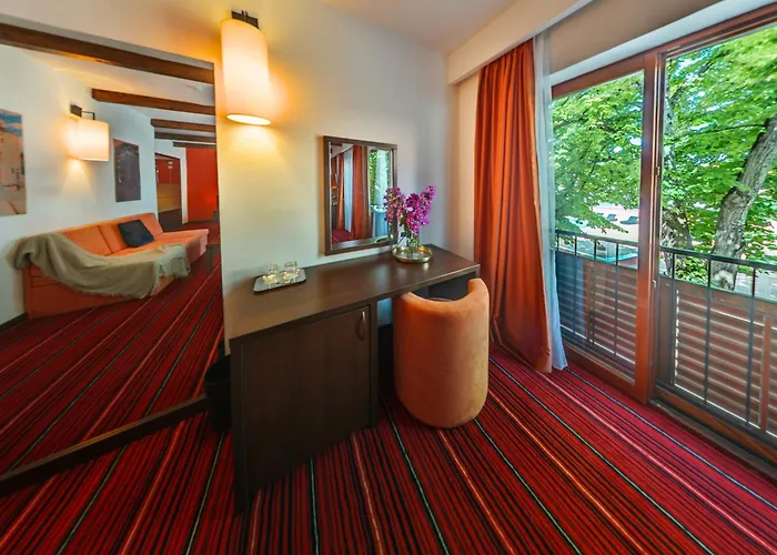 Donat Hotel 4*